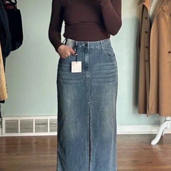 NWT blue jean maxi skirt - Picture 2 of 4
